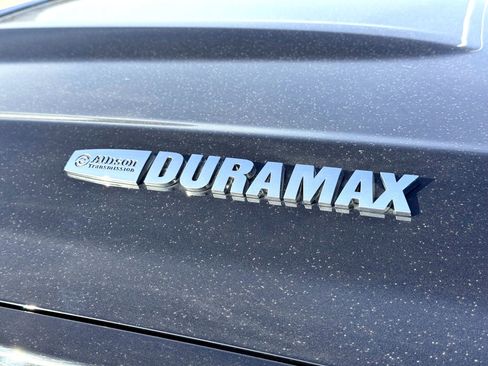 Used 2019 Chevrolet Silverado 2500 LTZ w/ Duramax Plus Package image 10