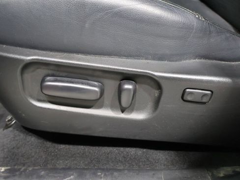 Used 2023 Toyota Tacoma Limited image 12