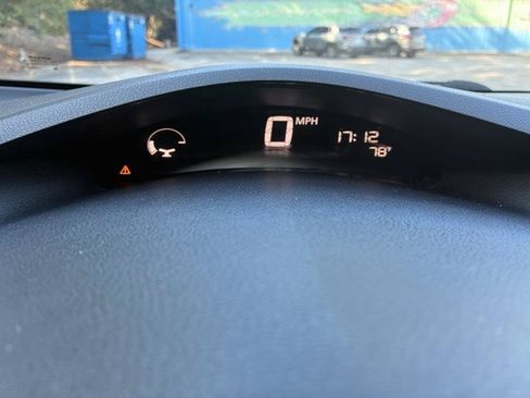 Used 2014 Nissan Leaf SV w/ Premium Package FWD image 32