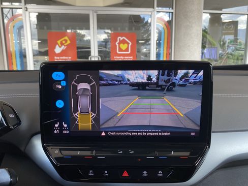 Certified 2023 Volkswagen ID.4 Pro RWD image 4