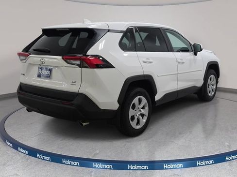 Certified 2025 Toyota RAV4 LE AWD/4WD image 5