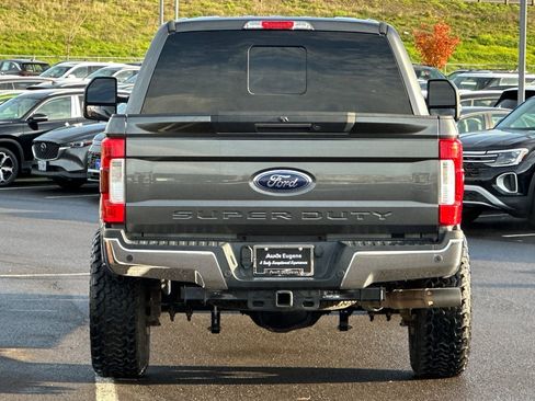 Used 2018 Ford F250 Lariat w/ Lariat Ultimate Package image 4