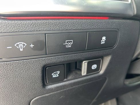 Used 2024 Hyundai Palisade Calligraphy image 24