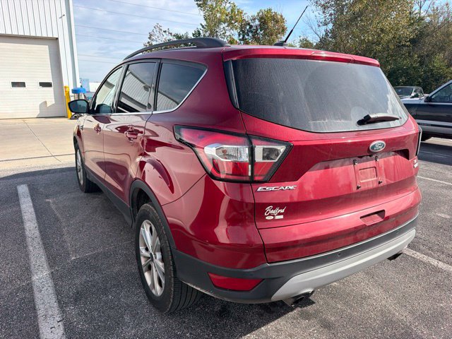 Used 2017 Ford Escape SE w/ Equipment Group 201A AWD/4WD image 4