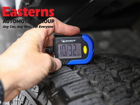 Used 2021 Toyota Tacoma SR AWD/4WD image 28