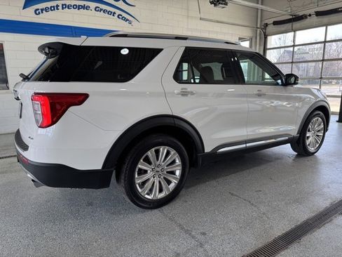 Used 2023 Ford Explorer Limited w/ Limited Technology Package image 12