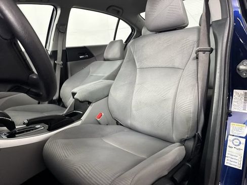 Used 2015 Honda Accord LX image 18