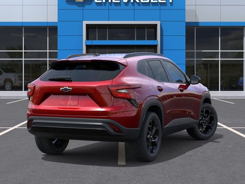 New 2026 Chevrolet Trax LT w/ Midnight Edition FWD image 30