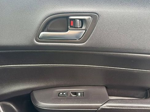 Used 2019 Acura ILX w/ Premium Package image 18