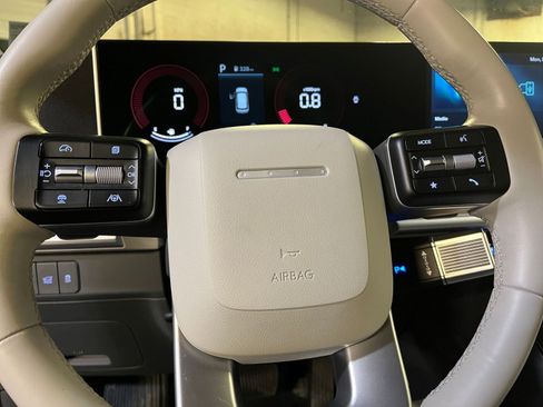 Used 2025 Hyundai Santa Fe SEL image 27