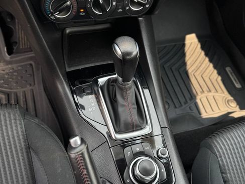 Used 2016 MAZDA MAZDA3 i Touring FWD image 18