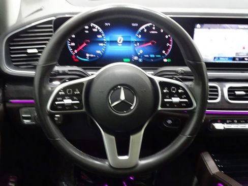 Used 2020 Mercedes-Benz GLS 450 4MATIC image 19