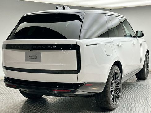 New 2026 Land Rover Range Rover SE image 11