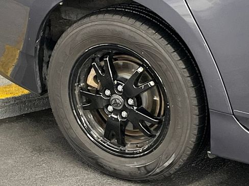 Used 2012 Toyota Prius Two FWD image 33