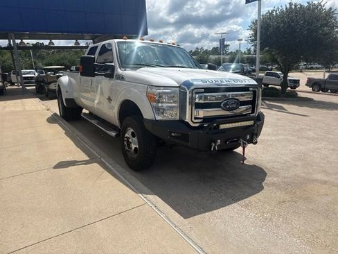 Used 2016 Ford F350 Lariat w/ Lariat Ultimate Package AWD/4WD image 4