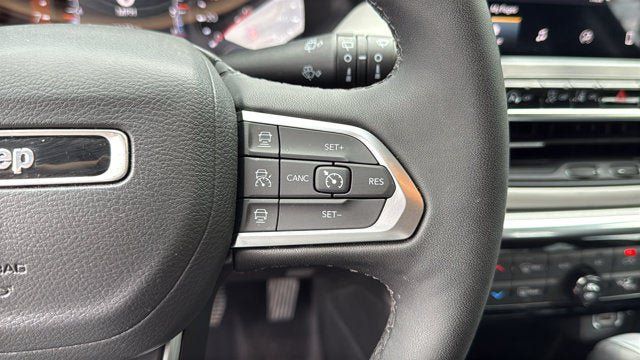 Certified 2024 Jeep Compass Limited w/ Sun and Sound Group AWD/4WD image 17