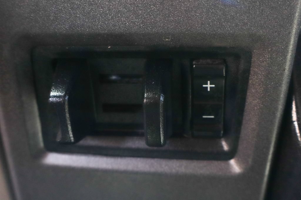 Used 2021 Ford F550 2WD Crew Cab Super Duty image 35