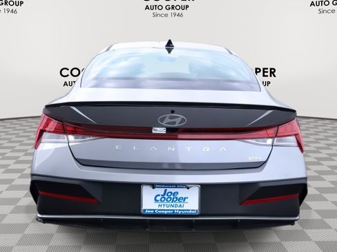 New 2026 Hyundai Elantra Sport image 8