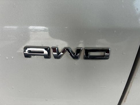 Used 2024 Ford Escape Platinum AWD/4WD image 7