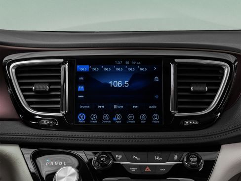 Used 2018 Chrysler Pacifica Limited FWD image 20