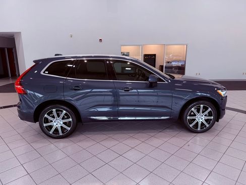 Used 2020 Volvo XC60 T6 Inscription AWD/4WD image 16