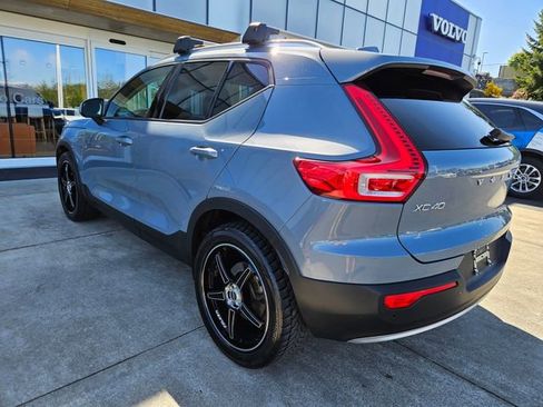 Used 2020 Volvo XC40 T5 Momentum AWD/4WD image 7