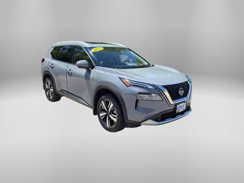 Used 2023 Nissan Rogue Platinum w/ Platinum Premium Package AWD/4WD image 3