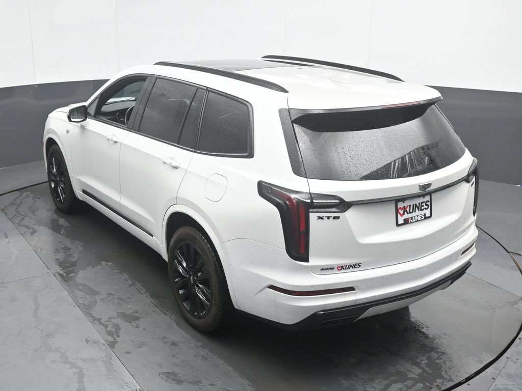 Used 2024 Cadillac XT6 Sport w/ LPO, ONYX Package AWD/4WD image 37