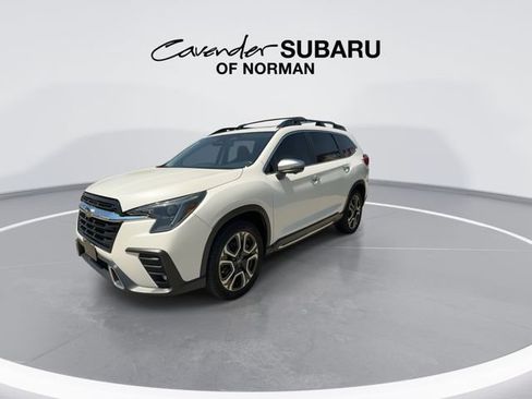 Used 2023 Subaru Ascent Touring AWD/4WD image 5