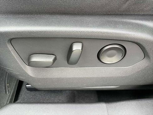 Used 2021 Buick Envision Essence w/ Sport Touring Package image 15