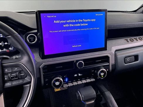 Used 2025 Toyota 4Runner Trailhunter AWD/4WD image 7