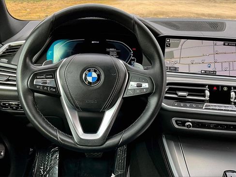 Used 2021 BMW X5 xDrive45e w/ Premium Package image 7