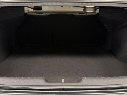 Certified 2025 Hyundai Elantra Limited image 28