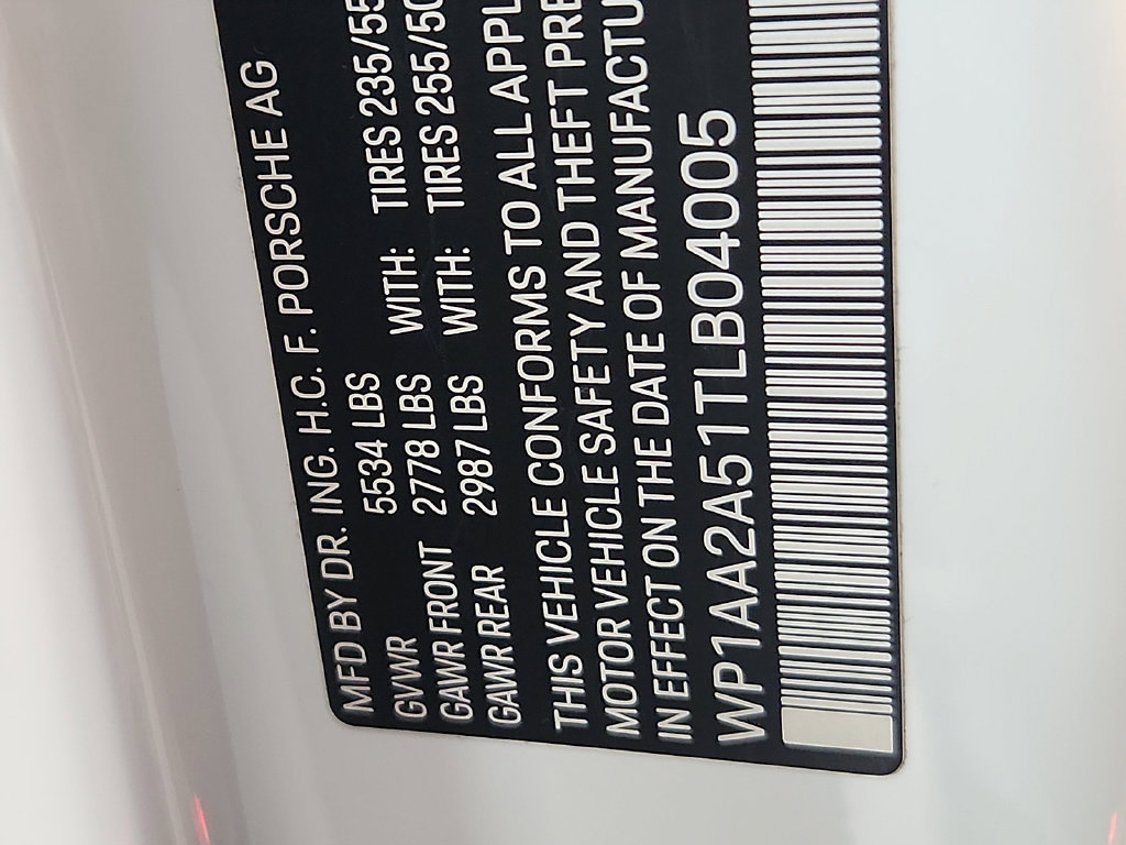Certified 2026 Porsche Macan AWD/4WD image 28