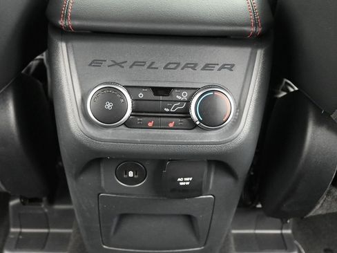 Certified 2025 Ford Explorer ST-Line w/ Premium Package image 24