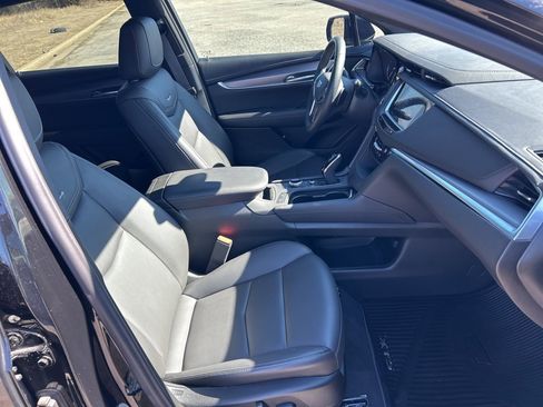 Used 2025 Cadillac XT5 Luxury image 20