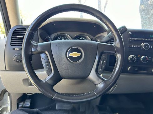 Used 2012 Chevrolet Silverado 2500 W/T AWD/4WD image 11