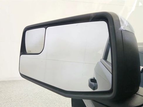 Used 2023 Chevrolet Silverado 1500 LT image 23