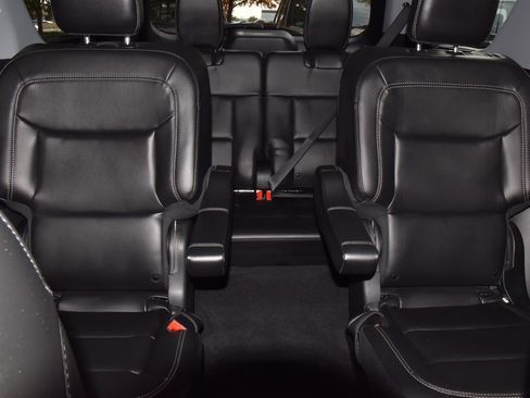 Certified 2023 Ford Explorer XLT w/ Equipment Group 202A image 20