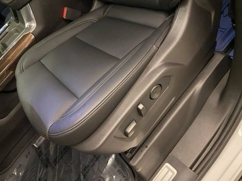New 2026 Chevrolet Silverado 1500 RST AWD/4WD image 15
