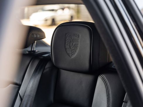 Certified 2026 Porsche Macan AWD/4WD image 36