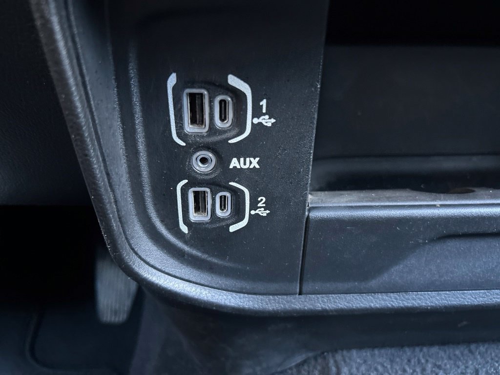 Used 2024 RAM 2500 Big Horn AWD/4WD image 27
