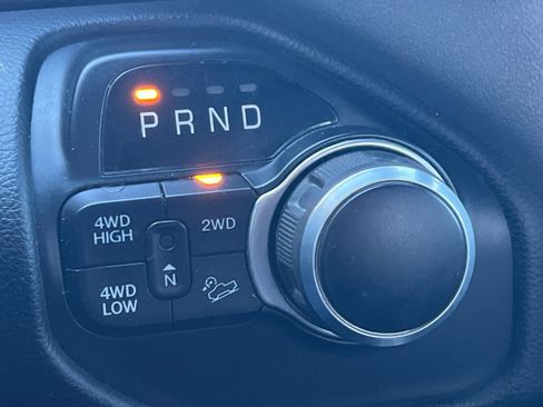 Used 2021 RAM 2500 Big Horn w/ Level 1 Equipment Group image 20