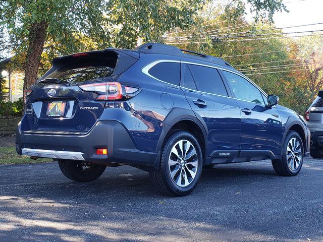 Certified 2024 Subaru Outback Limited AWD/4WD image 3