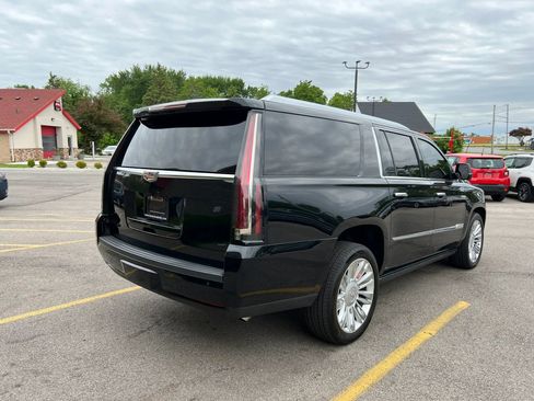 Used 2015 Cadillac Escalade ESV Premium AWD/4WD image 4
