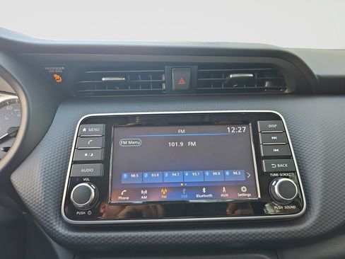 Used 2025 Nissan Kicks Play S FWD image 27