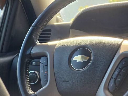 Used 2011 Chevrolet Silverado 1500 LT AWD/4WD image 14