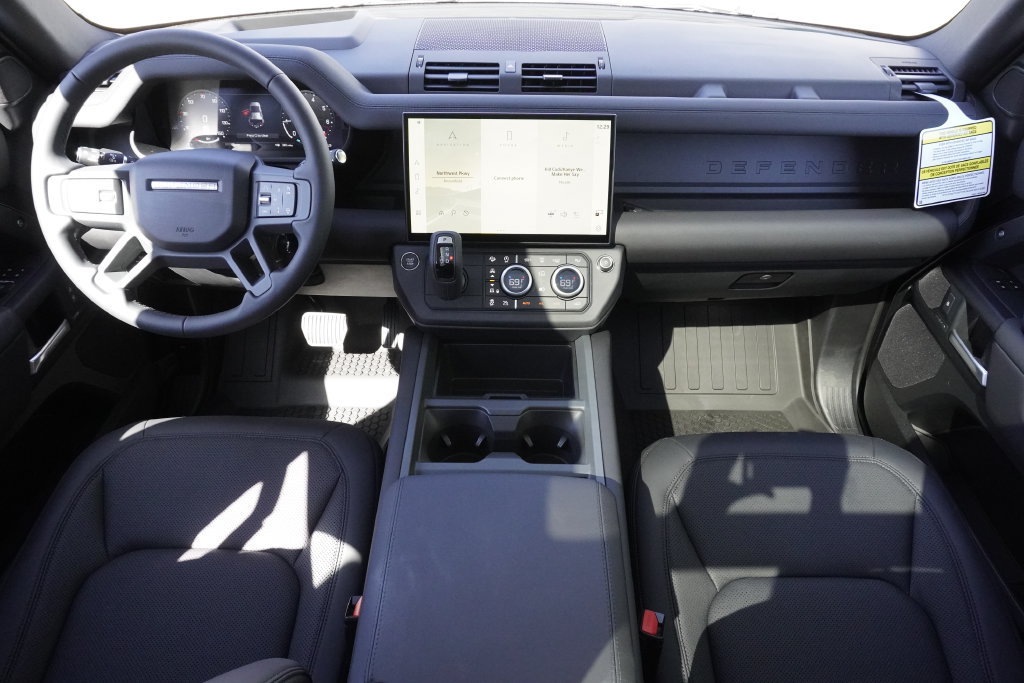 New 2026 Land Rover Defender 110 S AWD/4WD image 9