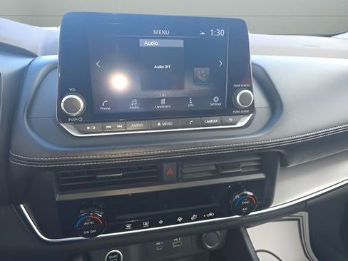 Certified 2023 Nissan Rogue SV image 16