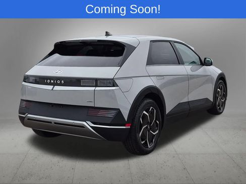 Used 2023 Hyundai Ioniq 5 SEL AWD/4WD image 6